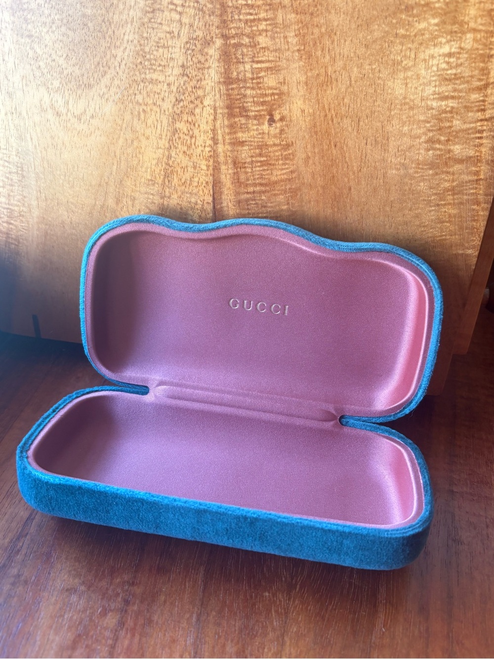 Gucci hard protective sunglasses case